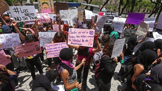 protesta_violencia_mujeres-400.jpg_596760611