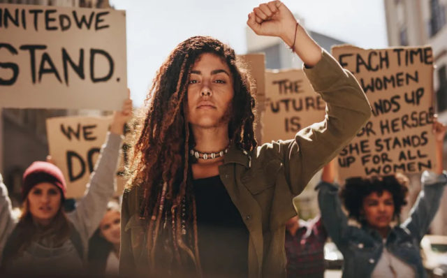 que-es-el-feminismo-shutterstock