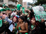 La lucha por los derechos de las mujeres es la lucha contra el autoritarismo