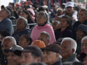 Al jubilarse, las mujeres mexicanas obtienen casi 40% menos riqueza que los hombres