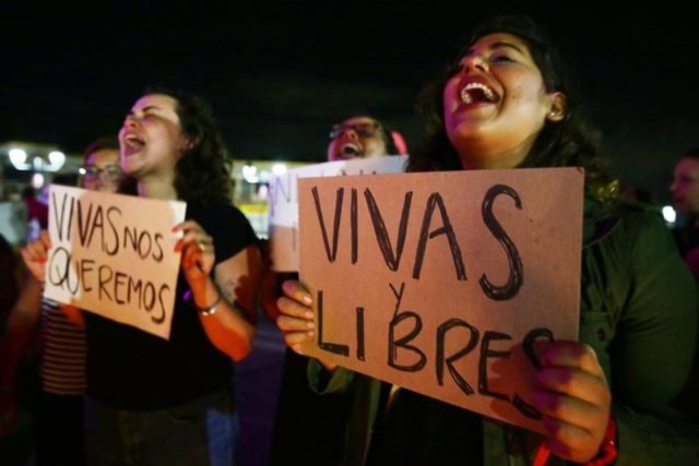 2022-violento-mujeres-america1-e1680789473562