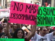 Inegi señala que 1 de cada 10 mexicanos aún cree que las mujeres violadas lo provocaron