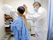 Decapitación de normas oficiales amaga a mujeres; podría regresar la mortandad, advierten