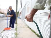 ¿Qué tanto y cómo participan los hombres en las tareas del hogar en México?