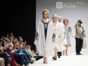 Mujeres de la tercera edad toman la pasarela de la Semana de la Moda de Viena