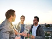 ¿Por qué los hombres no hablan sobre si quieren o no tener hijos? La conversación subterránea que solo presiona a las mujeres