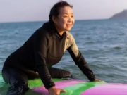 La abuela de 60 años que se convirtió en un icono feminista en China mientras escapaba de los abusos de su marido