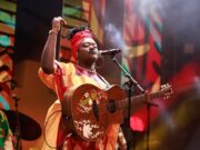 Kya Loum, cantante: “Todavía hay tabúes que impiden a algunas mujeres alcanzar sus sueños”