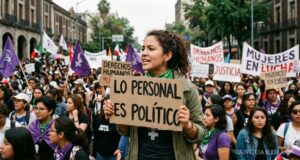 ‘Lo personal es político’: cuál es el origen y significado de una de las consignas clave del feminismo