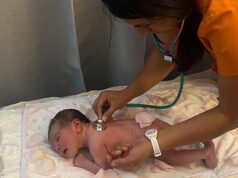 Dar a luz en medio de la guerra: las parteras que protegen a las mujeres en Sudán